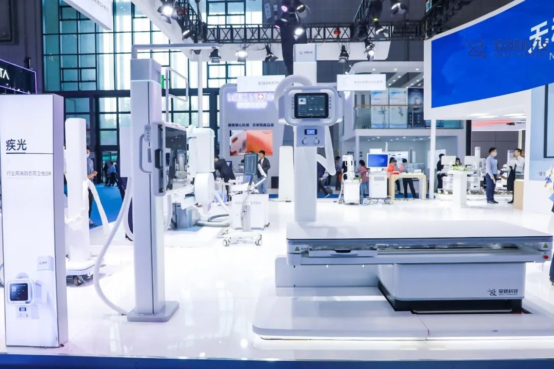 ��̬˫����DR